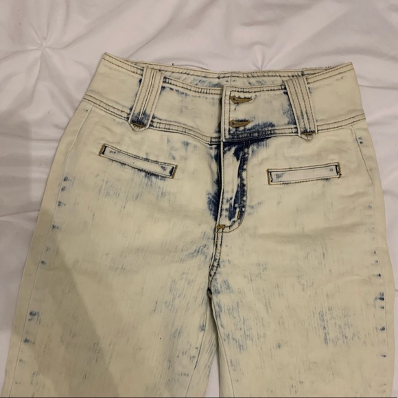 NWT Carmar high rise stretch flare jean - Picture 4 of 6